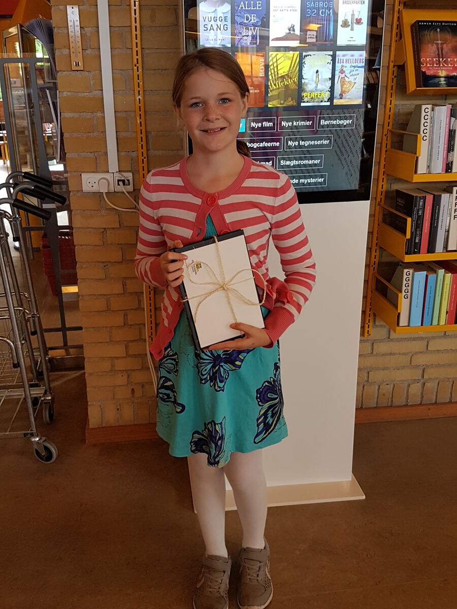 Emma vandt 1. præmien i den lokale udgave af årets læsekampagne Sommerbogen