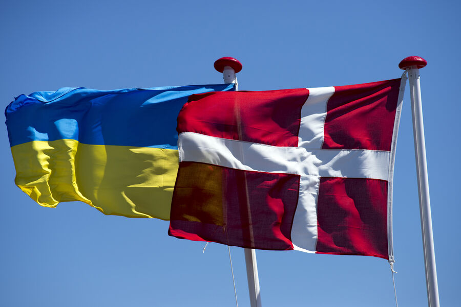 Ukrainsk og dansk flag
